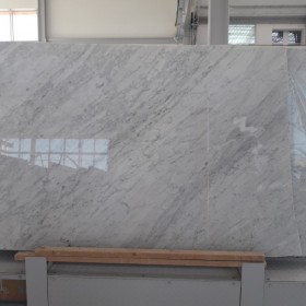 BIANCO CARRARA  2 cm