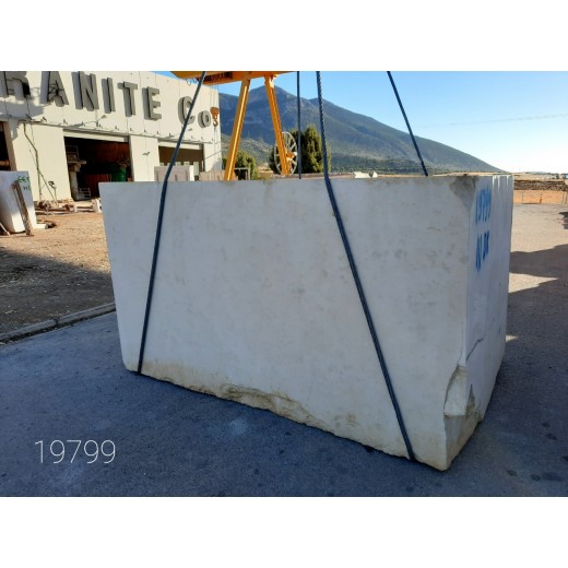 BEIGE VRATZA LIMESTONE