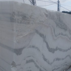 CALACATTA BIANCO DOLOMITE