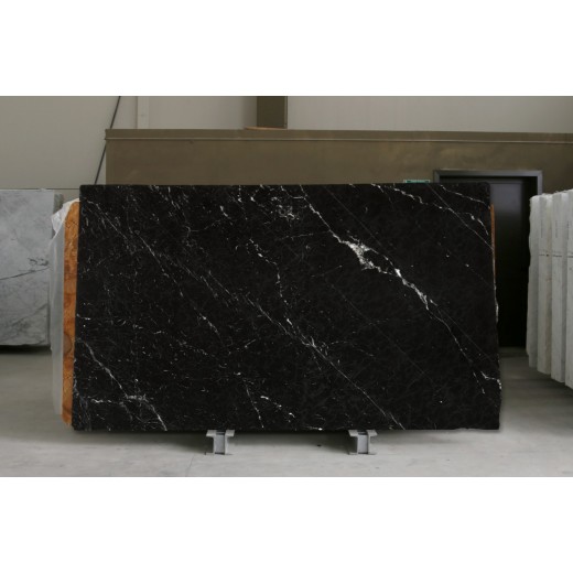 NERO MARQUINA