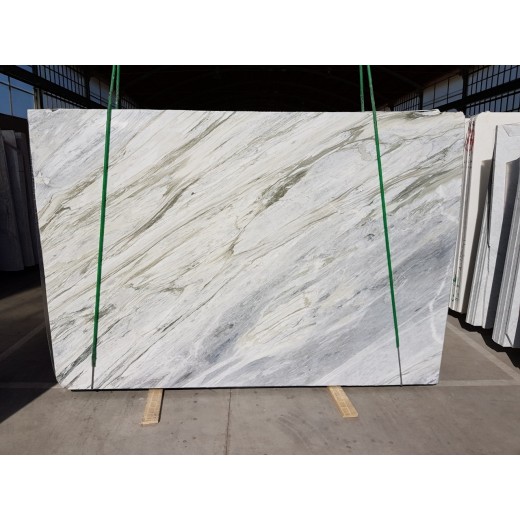 CALACATTA BLUETTE MANAHATTAN