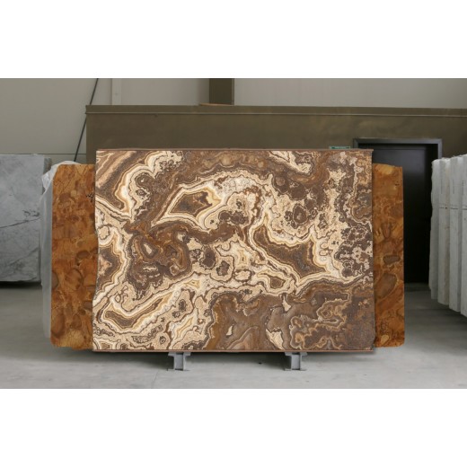 TIGER ONYX
