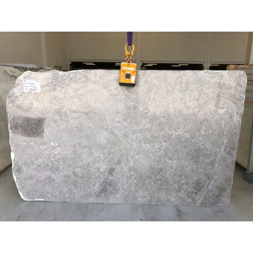 TUNDRA GREY