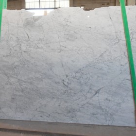 BIANCO CARRARA VENATINO  2 cm