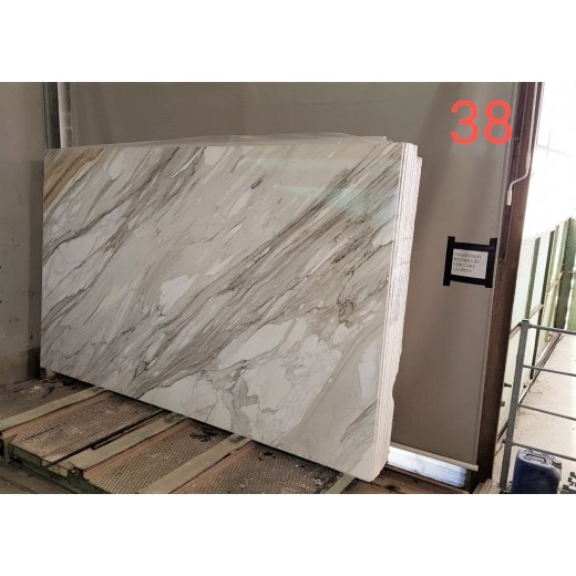 CALACATTA GOLD