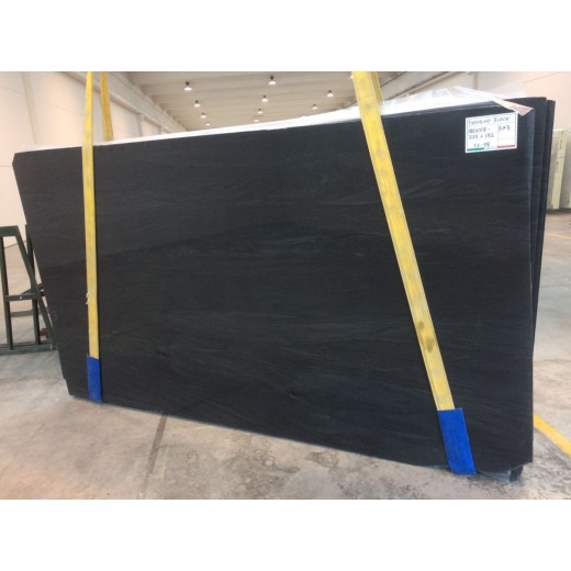 DIAMOND BLACK 