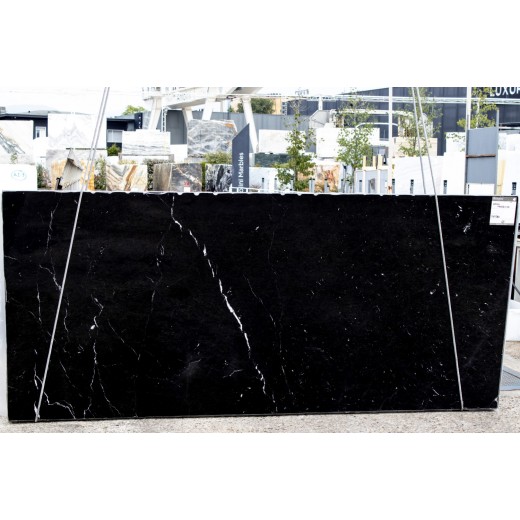 NERO MARQUINA