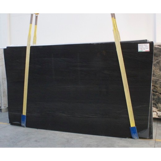 DIAMOND BLACK 