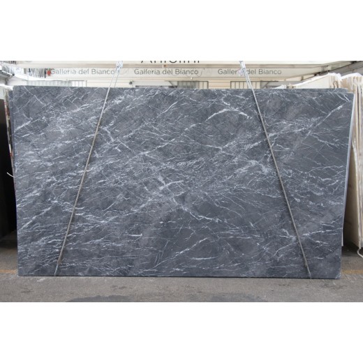 GRIGIO CARNICO