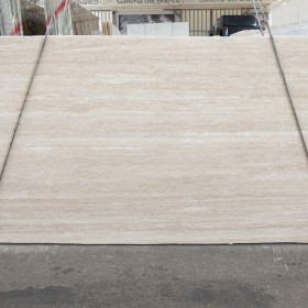 TRAVERTINO CLASSICO LIGHT 