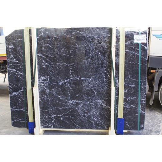 GRIGIO CARNICO 