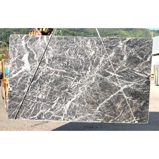 GRIGIO CARNICO