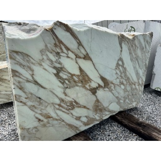 CALACATTA GOLD