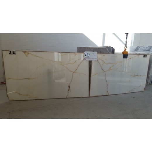 ONICE BIANCO GOLD VEIN