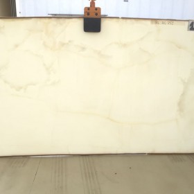WHITE ONYX  2 cm