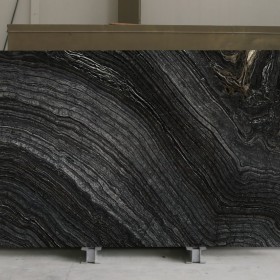 KENYA BLACK  2 cm
