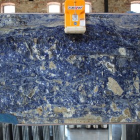 SODALITE  2 cm