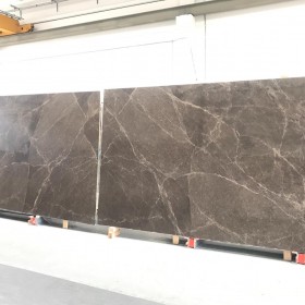 EMPERADOR BROWN  2 cm
