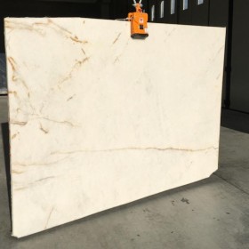 WHITE QUARTZ  2 cm