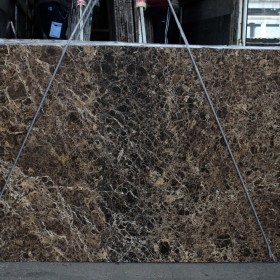 EMPERADOR DARK  3 cm