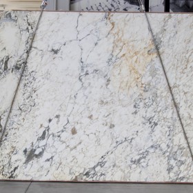 BRECCIA CAPRAIA 
