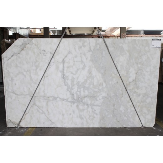 CALACATTA CARRARA