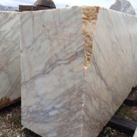 CALACATA STRIATO