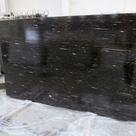 CYGNUS BLACK  3 cm